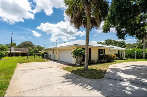 1426 34th Avenue Vero Beach FL 32960