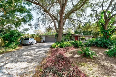 1352 13th Avenue Vero Beach FL 32960