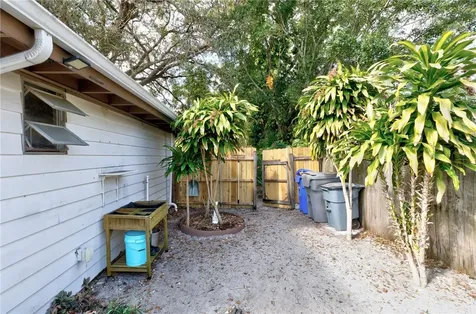 1352 13th Avenue Vero Beach FL 32960