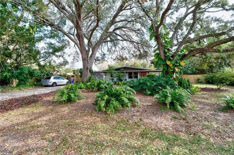 1352 13th Avenue Vero Beach FL 32960