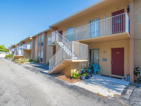 1555 14th Avenue Vero Beach FL 32960
