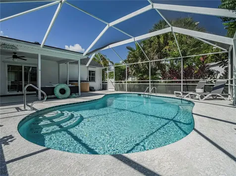 5150 9th Street Vero Beach FL 32966