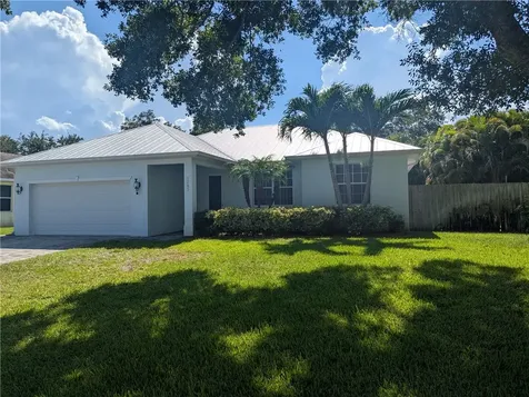1285 26th Avenue Vero Beach FL 32960