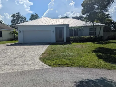 1285 26th Avenue Vero Beach FL 32960