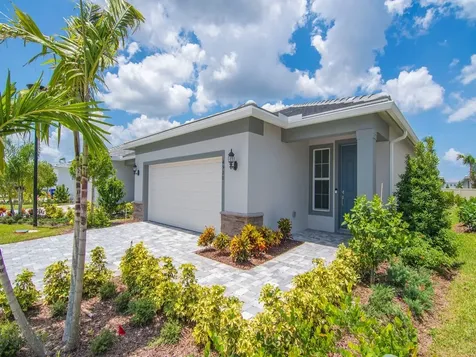4520 Jolly Roger Manor Vero Beach FL 32967