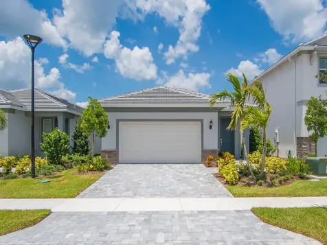 4520 Jolly Roger Manor Vero Beach FL 32967