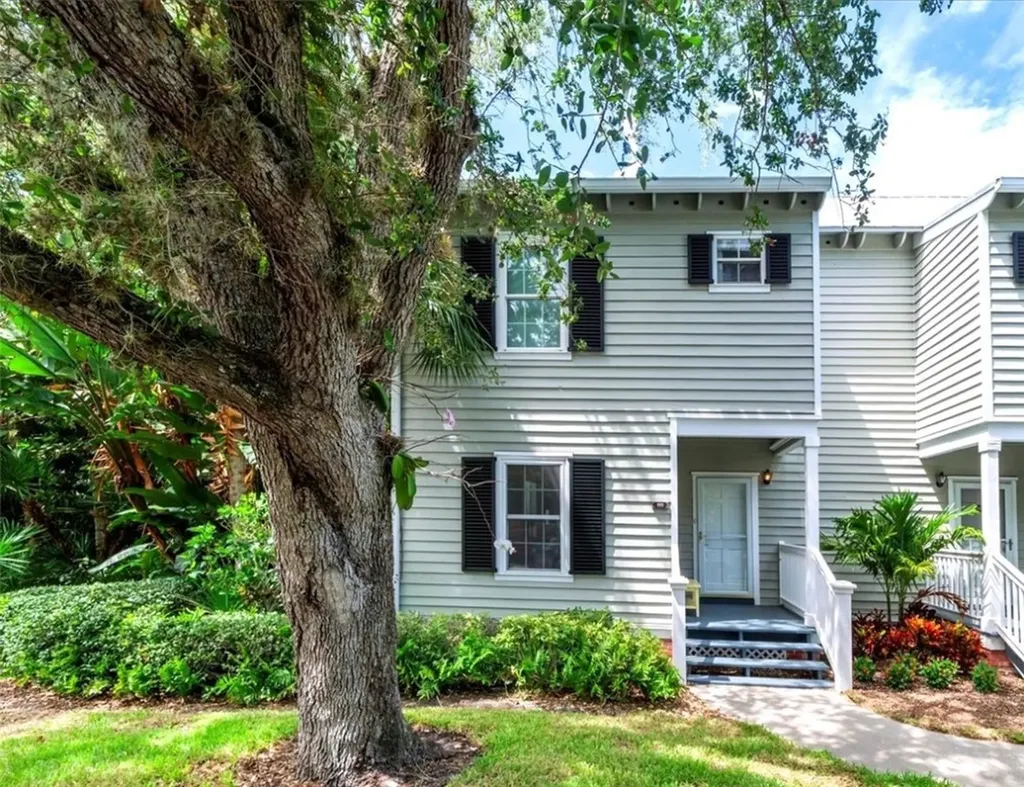 1315 Palmetto Court Vero Beach FL 32963