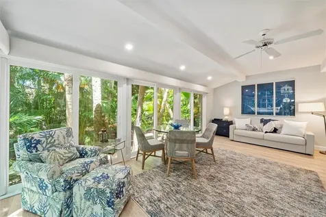 1315 Palmetto Court Vero Beach FL 32963