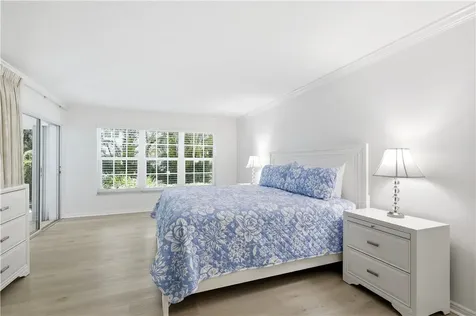 2737 Ocean Drive Vero Beach FL 32963
