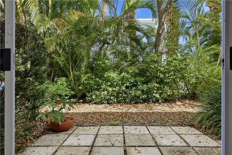 2737 Ocean Drive Vero Beach FL 32963