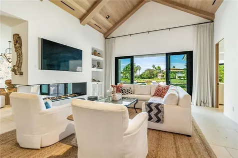 61 Caribe Way Vero Beach FL 32963