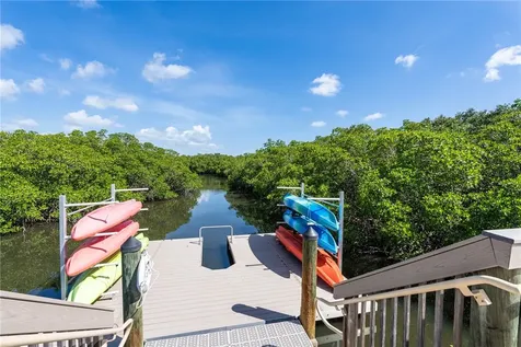 61 Caribe Way Vero Beach FL 32963
