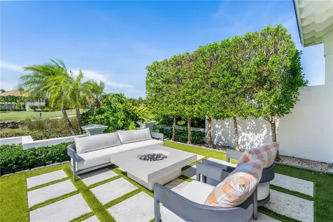 61 Caribe Way Vero Beach FL 32963