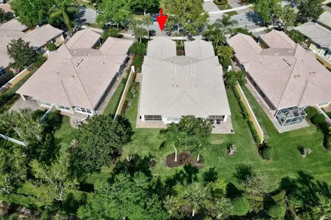 4959 Corsica Square Vero Beach FL 32967