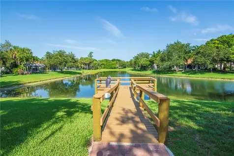 709 E Ocracoke Square SW Vero Beach FL 32968