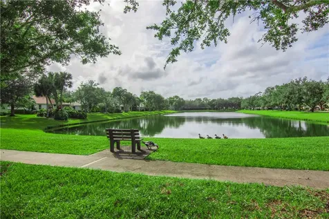 709 E Ocracoke Square SW Vero Beach FL 32968