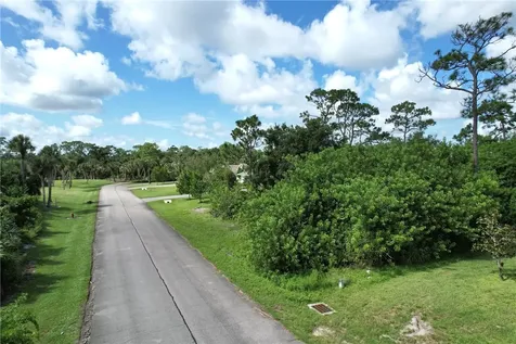 1579 Eagles Circle Sebastian FL 32958