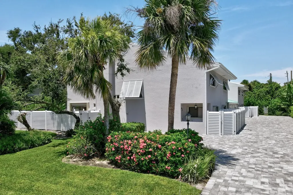 4901 Bethel Creek Drive Vero Beach FL 32963