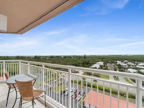 3880 N Highway A1a North Hutchinson Island FL 34949