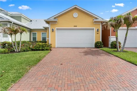 2025 Bridgepointe Circle Vero Beach FL 32967