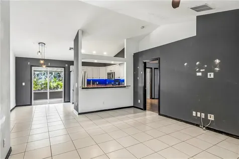 2246 86th Court Vero Beach FL 32966