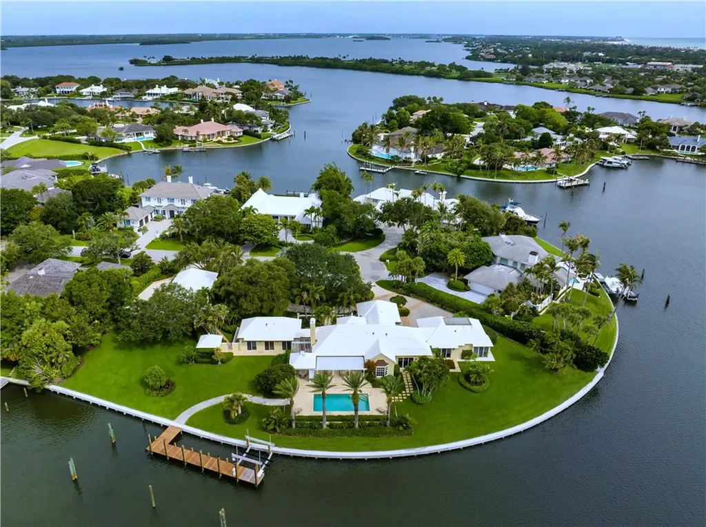 220 Rudder Road Vero Beach FL 32963