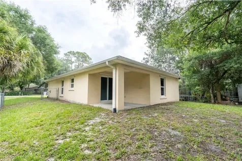 6225 6th Street Vero Beach FL 32968