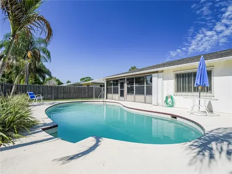 660 26th Court Vero Beach FL 32962