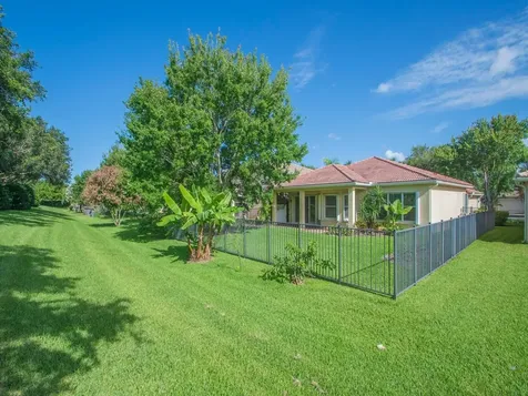1929 Grey Falcon Circle SW Vero Beach FL 32962