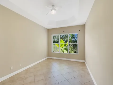 1929 Grey Falcon Circle SW Vero Beach FL 32962