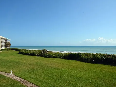 8820 S Sea Oaks Way Vero Beach FL 32963