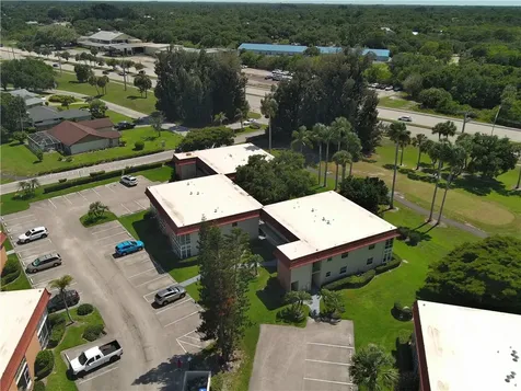 16 Vista Palm Lane Vero Beach FL 32962