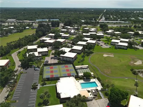 16 Vista Palm Lane Vero Beach FL 32962