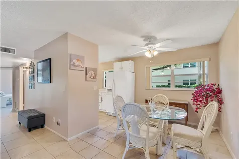 16 Vista Palm Lane Vero Beach FL 32962