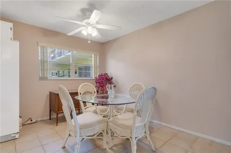 16 Vista Palm Lane Vero Beach FL 32962