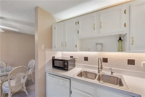 16 Vista Palm Lane Vero Beach FL 32962