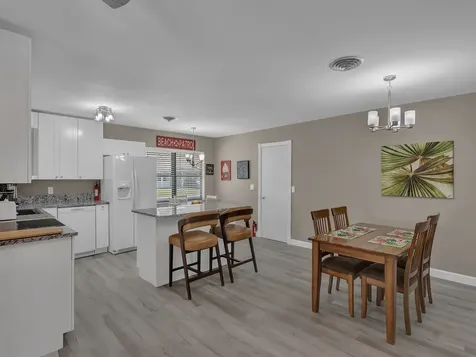 476 19th Place Vero Beach FL 32960