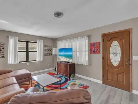 476 19th Place Vero Beach FL 32960