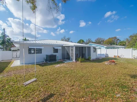 476 19th Place Vero Beach FL 32960