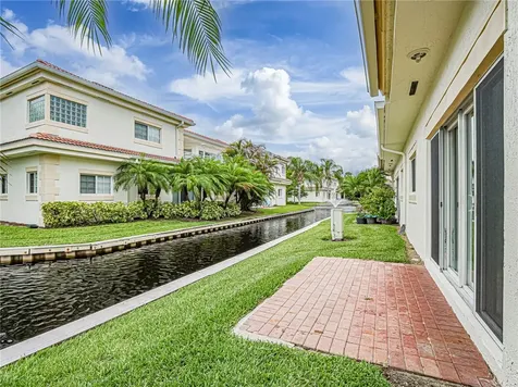 524 7th Square Vero Beach FL 32962