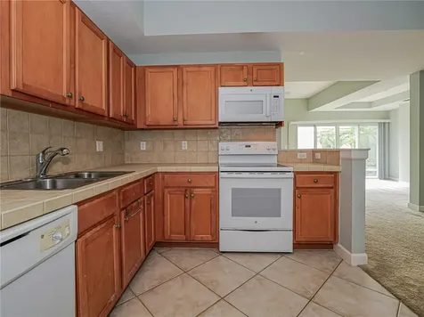 524 7th Square Vero Beach FL 32962