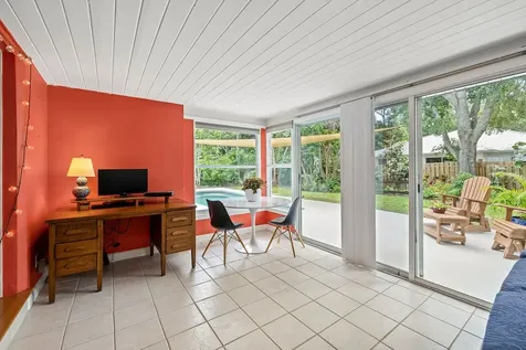 877 22nd Place Vero Beach FL 32960