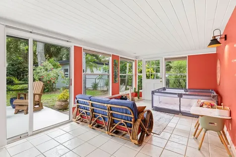 877 22nd Place Vero Beach FL 32960