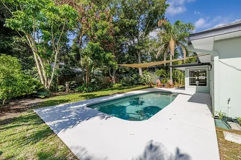877 22nd Place Vero Beach FL 32960