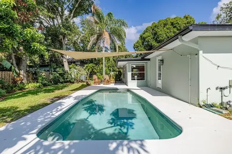 877 22nd Place Vero Beach FL 32960