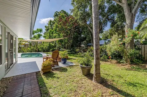 877 22nd Place Vero Beach FL 32960