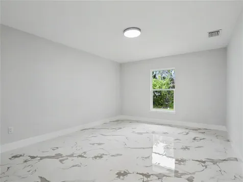 4865 61st Court Vero Beach FL 32967