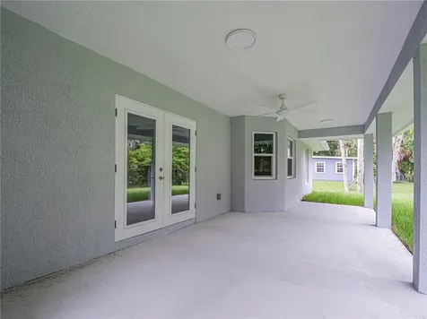 4865 61st Court Vero Beach FL 32967