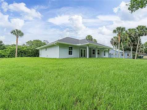 4865 61st Court Vero Beach FL 32967