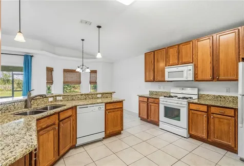 635 Valencia Circle SW Vero Beach FL 32968